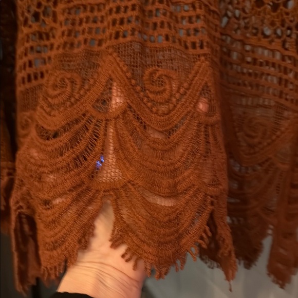 Ultra Pink Brown Crochet Shrug with Batwing Sleeves - Picture 6 of 6